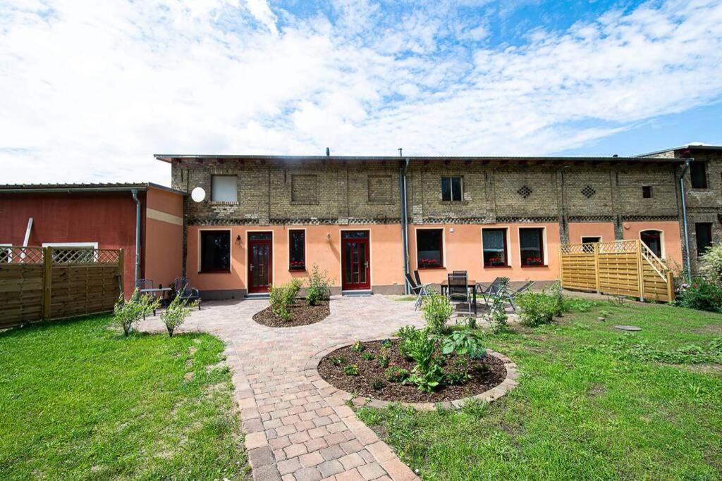 Villa Ferienhaus mit Terrasse und Garten in Wandlitz Exterior foto